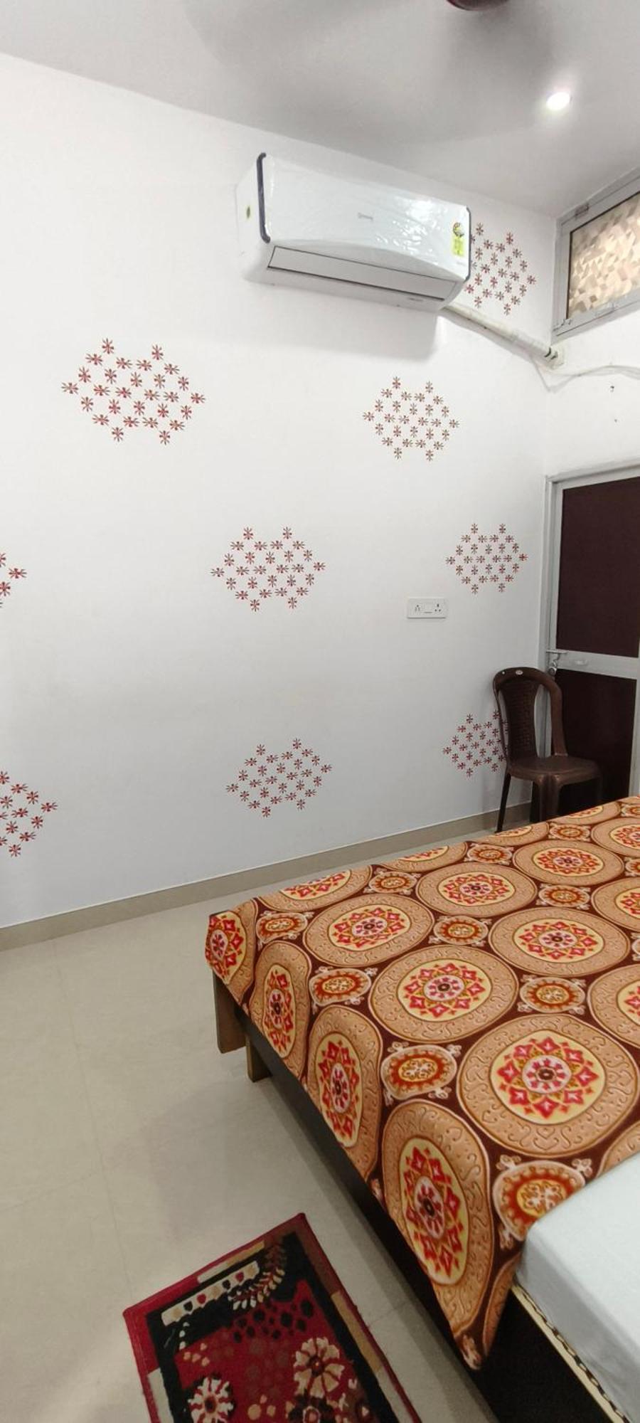Maa Kaushalya Guest House In Ayodhya Zewnętrze zdjęcie